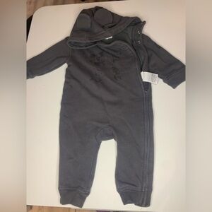 3 for $10 GAP Disney fleece onsie hooded Kids Mickey